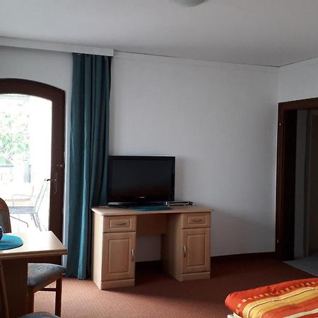 Appartement Emi à Klagenfurt am Wörthersee Extérieur photo